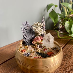 Soul Healing Intention Candle Packed With Crystals, Herbs and Flowers 100% Soy wax, fragranced with Driftwood & Amberwood, Crystal Candle image 3