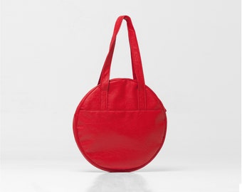 round red handbag