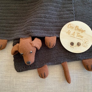 Dachshund Scarf Crochet Pattern, UK & US Terms