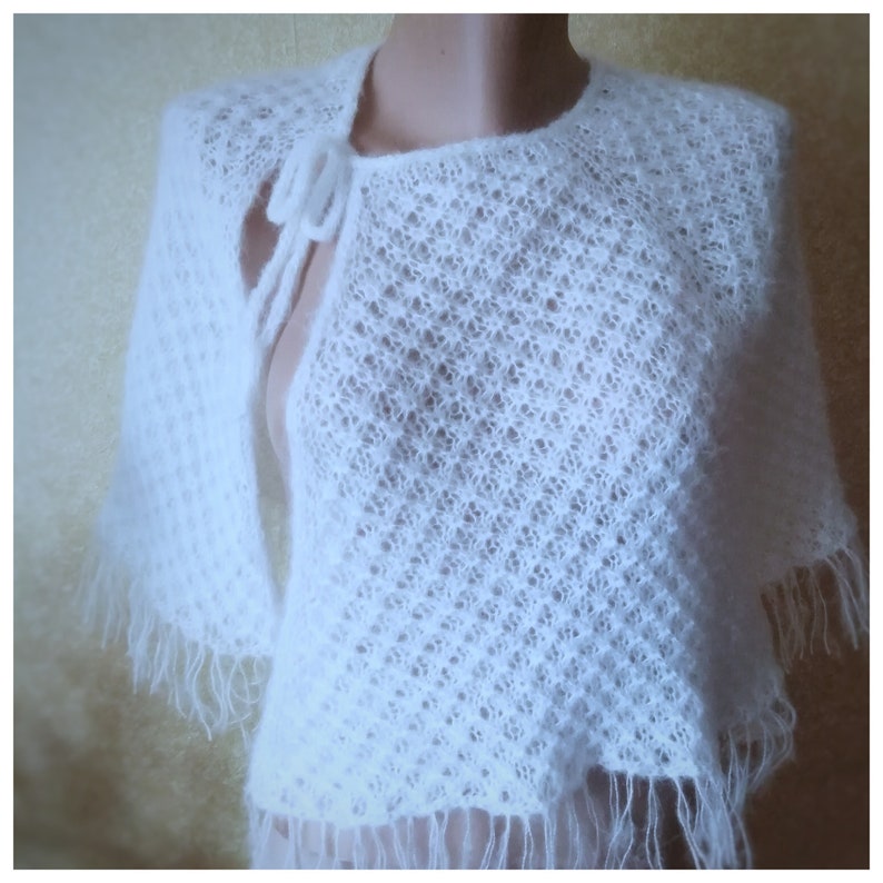 White Lace Knitted Cover Up Wedding Poncho Cape Mohair Shoulder Warmers Elegant Shawl Bridesmaid Bride Bolero Bridal Ballet Wrap Shrug