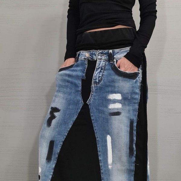 Nouvelle collection : jupe longue extravagante, jupe en jean de coton, jupe avant-gardiste déconstruite, couture extérieure
