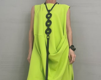 Vestido asimétrico extravagante, vestido maxi, ropa de tallas grandes, vestido largo sexy, vestido vanguardista, vestido suelto, vestido drapeado