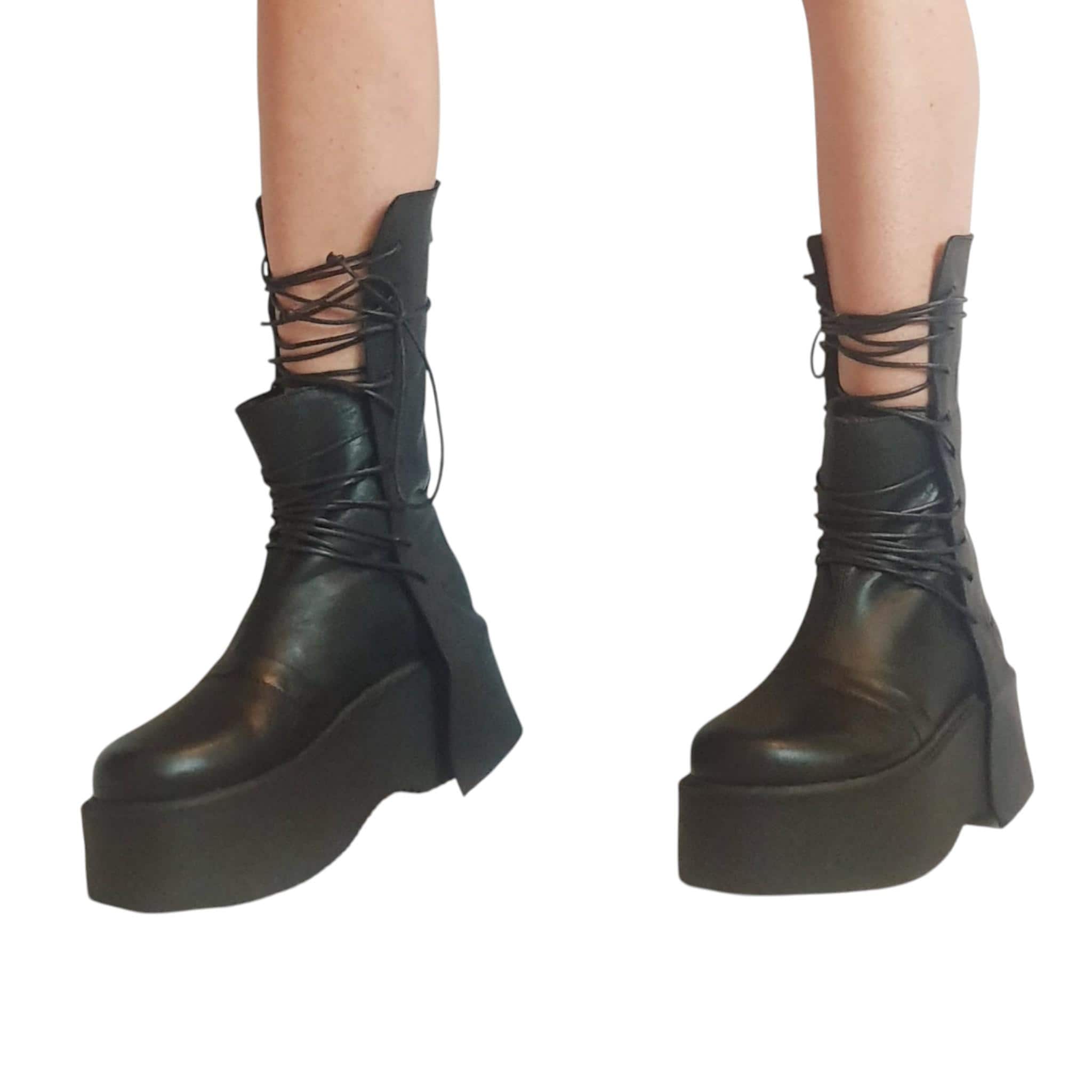 Black Leather Platform Gothic Boots, Lace up Mid Calf  display picture 2