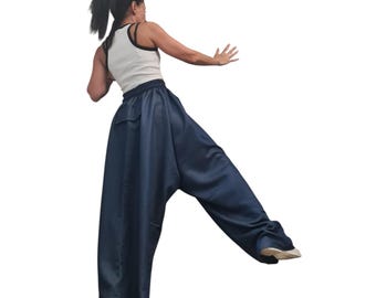 Pantaloni in denim asimmetrici a gamba larga, pantaloni harem, pantaloni taglie forti da donna