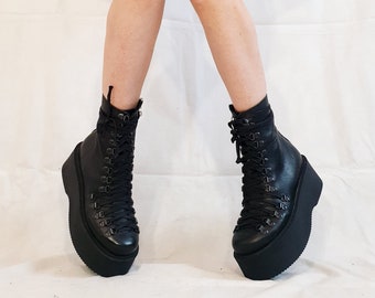 Extravagant Women Boots, Platform Grunge Boots, Punk Platform Shoes,Steampunk Shoes, Gothic Women Booties, Leather Ankle Boots