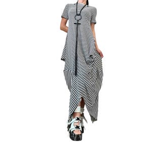 Asymmetrische lange jurk, avant-gardepasvorm, extravagante losse jurk, cyberpunktuniek, gotische stijl, kleding grote maten, gedrapeerde katoen