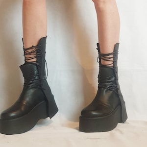 Extravagante dameslaarzen, zwarte platformschoenen, alle seizoenen plateauzool, gotische damesslofjes, leren enkellaarzen, grunge platformlaarzen