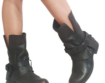 Black Leather Combat Boots, Chunky Ankle Footwear, Gothic Grunge Women Style