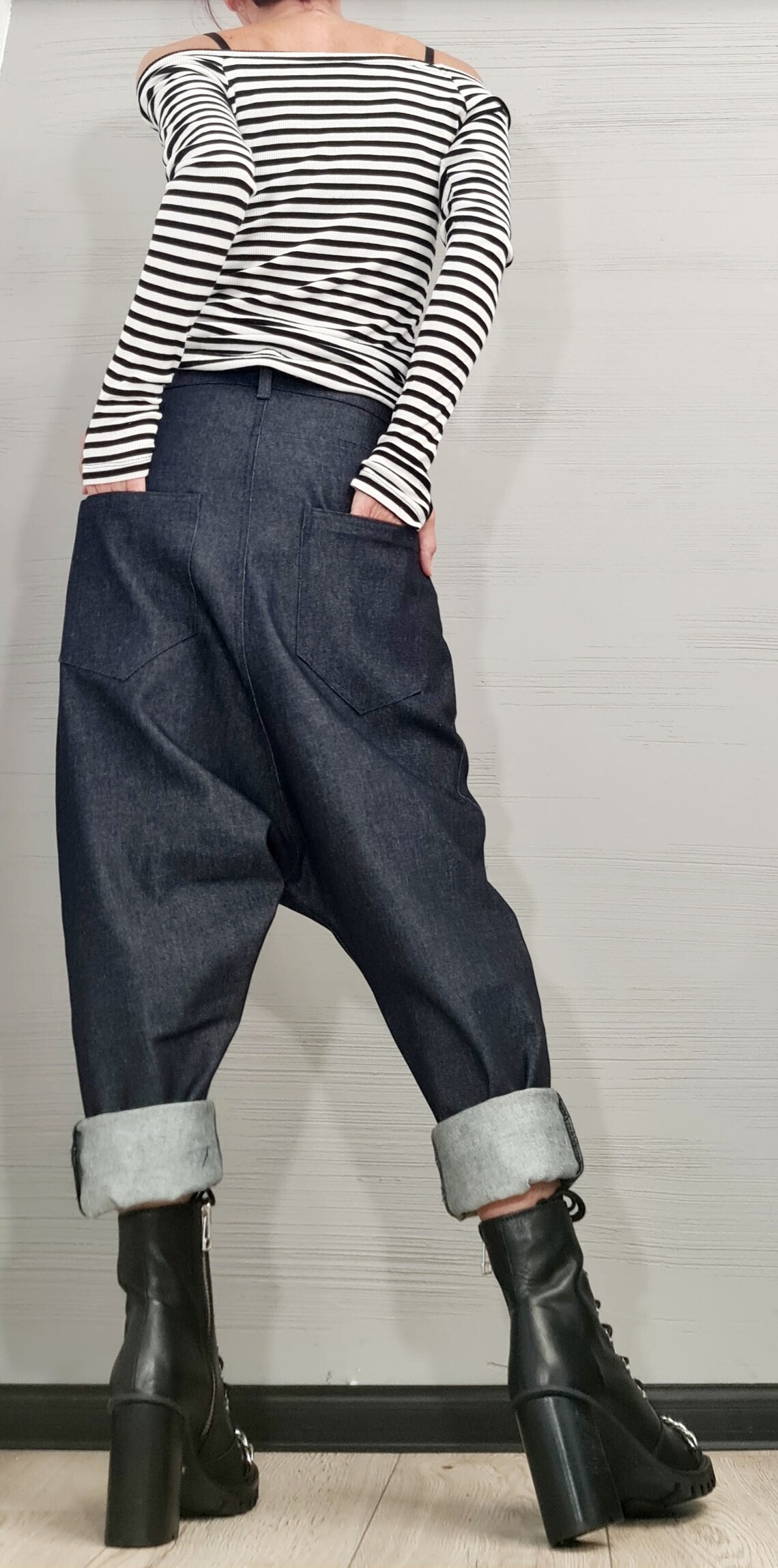 Women Retro Spring Flower Embroidery Denim Harem Pants main image 0