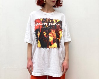 Authentisches true vintage Bon Jovi T-Shirt von der „These Days“ Welt-Konzertreise 1996
