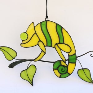 Suncatcher Stained Glass Art Window hangings Chameleon Lizard Home decor Gift