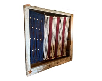 Bandera de macramé