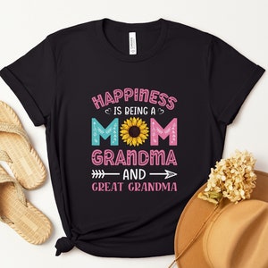 Mom Grandma Great-Grandma Shirt, Mother&#39;s Day Gift for Grandma, Gift for Great-Grandma, Pregnancy Announcement Tee, Baby Reveal To Family