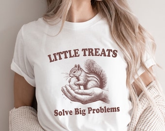 Squirrel shirt, Vintage Squirrel Shirt, Vintage Shirt, 90s Squirrel Tee, Retro Squirrel  Shirt, Animal Lover Tee, Squirrel Lover Gift