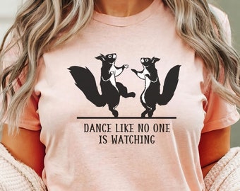 Squirrel shirt, Vintage Squirrel Shirt, Squirrel Tshirt, Animal Lover Tee, Squirrel Lover Gift, funny squirrel shirt, nature shirt gift