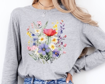 Pressed Flowers Tshirt, Boho Wildflowers Cottagecore Shirt, Oversized Vintage Botanical Tee, Pastel Floral Nature Shirt, Garden Lover Shirt