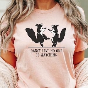 Squirrel shirt, Vintage Squirrel Shirt, Squirrel Tshirt, Animal Lover Tee, Squirrel Lover Gift, funny squirrel shirt, nature shirt gift