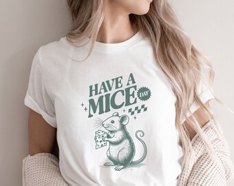 Trendy Retro Mouse Shirt. Vintage Mouse tee. Mice Shirt. Mice Gift. Pet Mouse Shirt. Pet Mouse Gift. Mouse Lover Shirt. Mouse Lover Gift