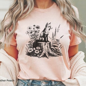 Fox shirt, Vintage Fox Tshirt, Cottage core Fox Shirt, Pen and Ink TShirt, Wildlife Tee, Forest Animal Shirt. retro fox shirt, fox lover tee