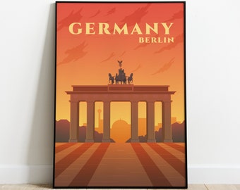 Könnte beinhalten: Ein Vintage-Reiseposter mit einer Silhouette des Brandenburger Tors in Berlin, Deutschland. Das Poster hat einen Sonnenuntergangs-Hintergrund mit dem Text "GERMANY BERLIN" oben.