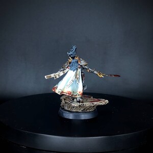 JOYTOY Warhammer 40K 1/18 Action Figure Sisters Of Silence Knight-Commander Jenetia Krole - Modello Da Collezione Dipinto A Mano (Pre-ordine) - 2
