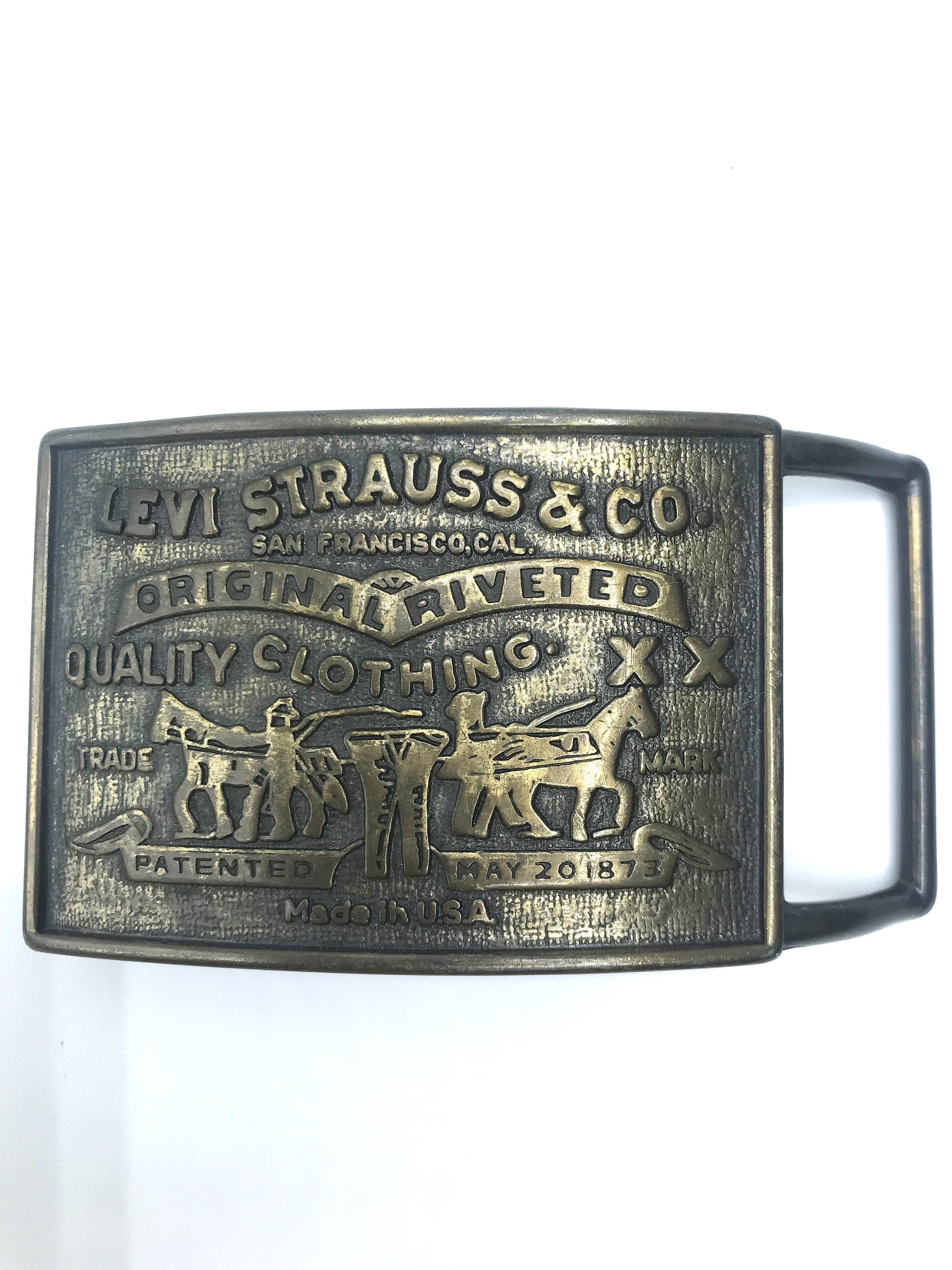 Levi strauss belt sales buckle value