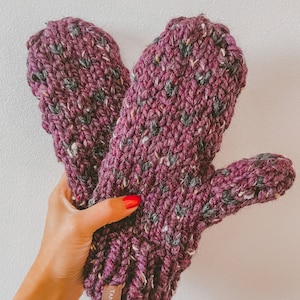 heart mittens, knit mittens for women, wool mittens, winter accessories, fleece lined mittens, birthday gift, valentines day, gift for her image 5