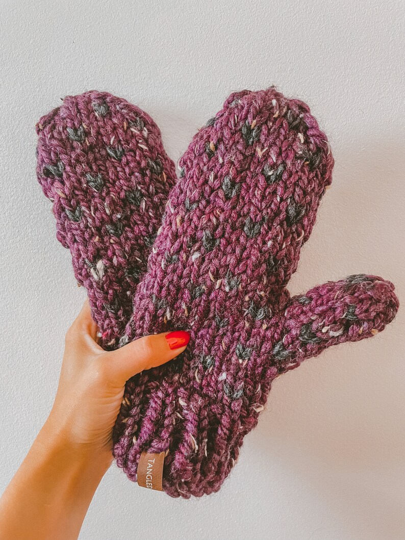 heart mittens, knit mittens for women, wool mittens, winter accessories, fleece lined mittens, birthday gift, valentines day, gift for her image 5