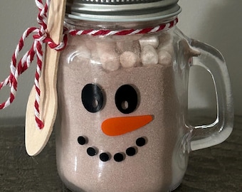 Bulk Christmas Gift 4 oz Hot Chocolate Christmas Gift Jar, Snowman decorated mason jar, Christmas party favor, coworker gift, teacher gift