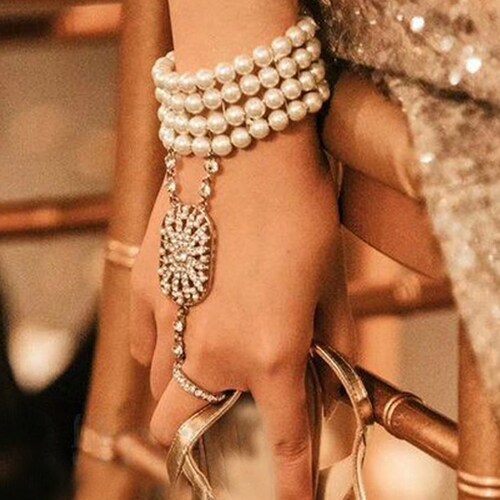 Bracelets Perles Blanches Extensibles Années 20 - Lot De 2, Triple Couche, Fausses Perles, Pour Fêtes Vintage