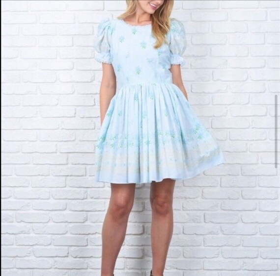 Vintage Blue Floral Puff Sleeve Dress