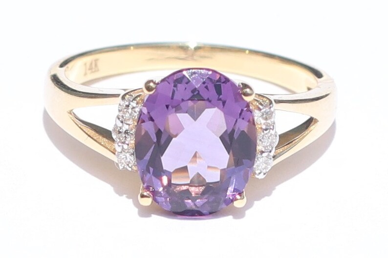 Solid 14k yellow Gold Natural Amethyst Natural Diamond Ring Natural Amethyst Jewelry