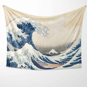 Great Wave off Kanagawa Blanket | Famous Japanese Art Throw | Cozy Soft Fleece Bed Cover | Iconic Hokusai Ocean Print Classic Fine Art Decor