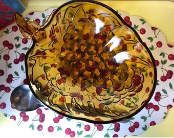 Vintage Grapes serving bowl by Indiana Glass Amber Brown
