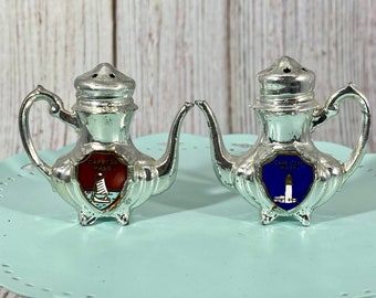 Vintage Cape Cod Massachusetts Souvenir Kettle Salt and Pepper Shakers Lighthouse