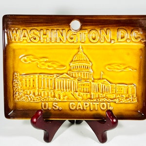Vintage Washing DC US Capitol Souvenir Wall Plaque