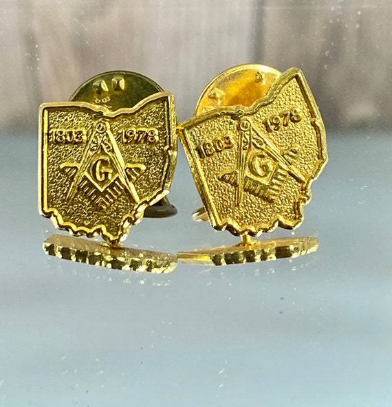 Pair of Vintage Ohio Freemason Lapel Pins 1803-197