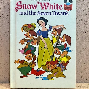 vintage Disney Book 1973 Blanche-Neige et les sept nains merveilleux monde de la lecture