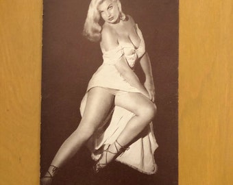 Vintage 1940s pinup girl mutoscope card Junk Journal Ephemera