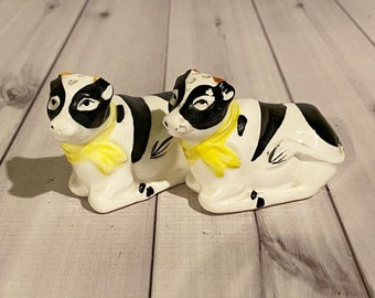 牛の塩コショウ入れ