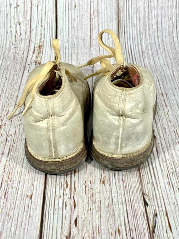 Antique Vintage Baby Shoes White Leather 1940s 19… - image 4