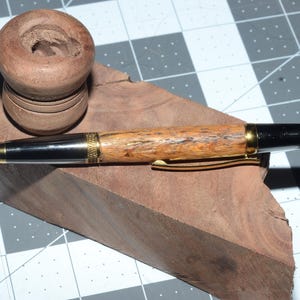 Reclaimed American Chestnut Twist Pen