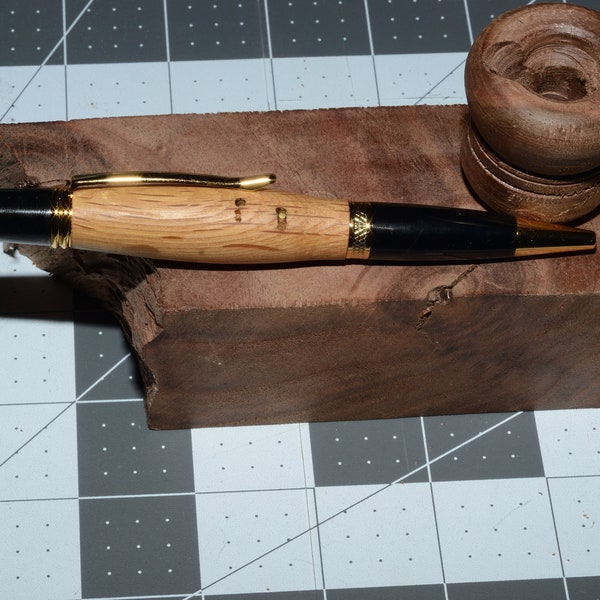 Reclaimed American Chestnut Twist Pen