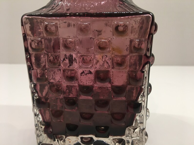 Whitefriars Chess Vase in Aubergine by Geoffrey Baxter. design Etsy