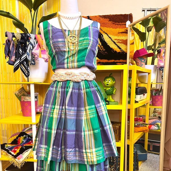 1950s Green, Blue, and Yellow Plaid 2-Piece Preppy Co-Ord Set Sleeveless Cropped Tank and Tiered Skirt with Built-In Crinoline Spring XXS/XS