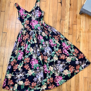 green emerald velvet dress Amazon.com: blibean Tween Girls Dresses Summer Short Sleeve Kids Girl  Wedding Guest Dress Boho Bohemian Casual Swing Outfit Fashion Semi Formal  Party Graduation Clothes Size 6-7 Year Old Cream Beige: Clothing, Shoes