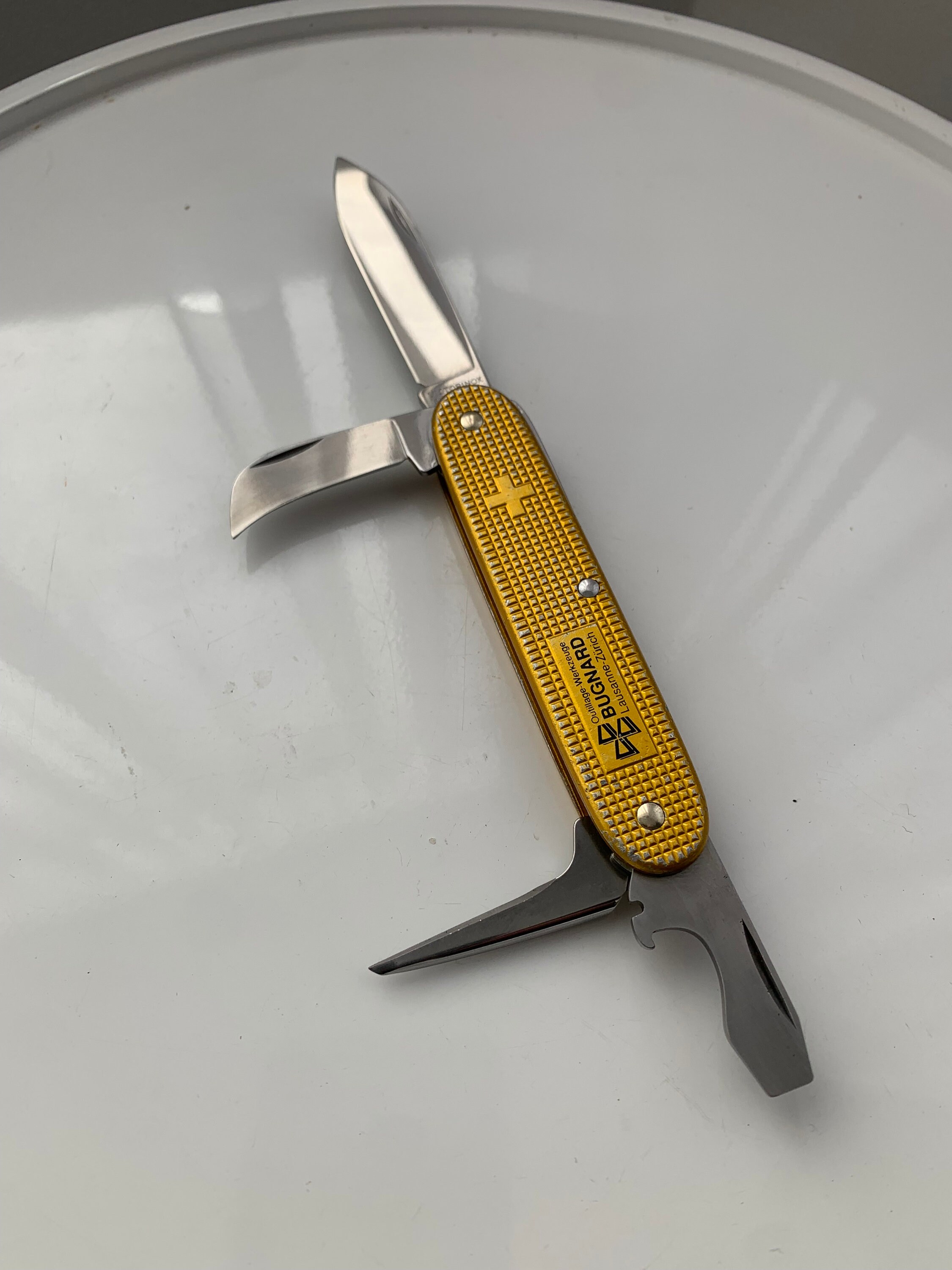 Victorinox bugnard sale