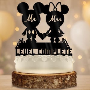 Gamer Wedding Cake Topper: Level Complete, Personalized Mr & Mrs