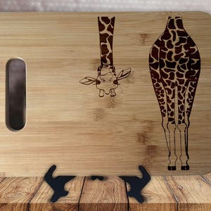 Giraffe Peek - Kitchen Housewarming Wedding Gift Sign - Custom Engraved Bamboo Display Cutting Board