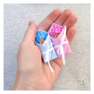 Twin baby dolls. Miniature Polymer clay original handsculpted art dolls for 12 scale dollhouse scale. Custom art doll